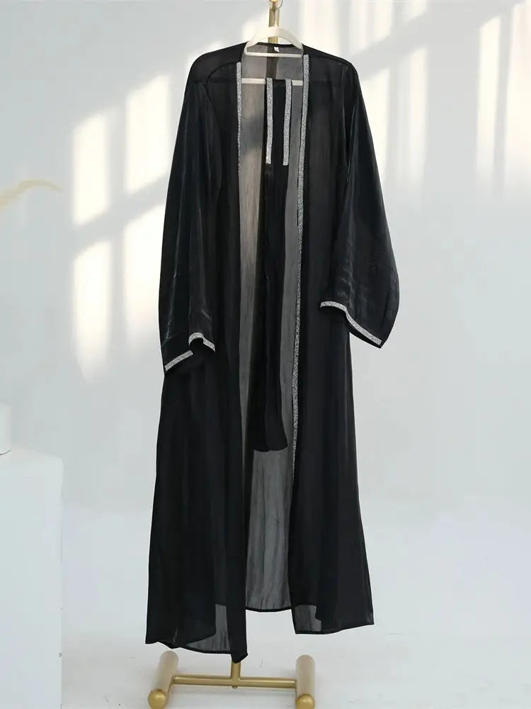 Kimono Satin Organza — Manteau Ouvert Luxe & Mode Modeste Dubai