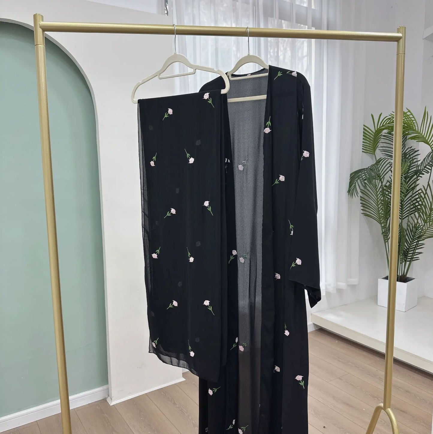 Kimono Brodé — Modèle Amira