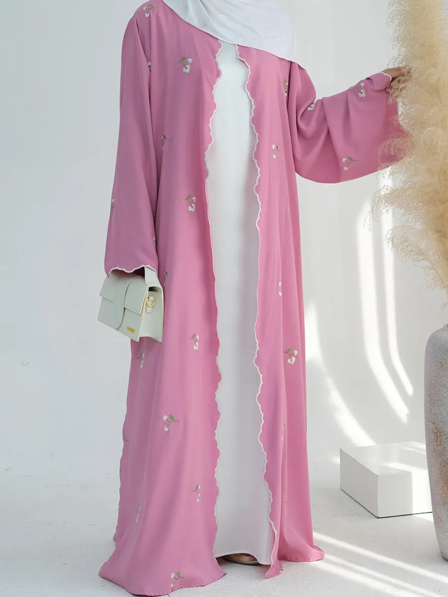 Kimono Floral Brodé — Modèle Yasmine