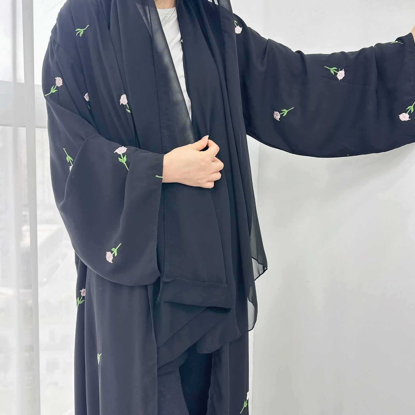Kimono Brodé — Modèle Amira