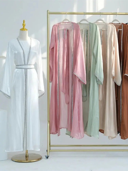 Kimono Satin Organza — Manteau Ouvert Luxe & Mode Modeste Dubai